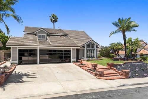 1041 S Falling Leaf Cir, Anaheim, CA, 92807-5017 | Card Image