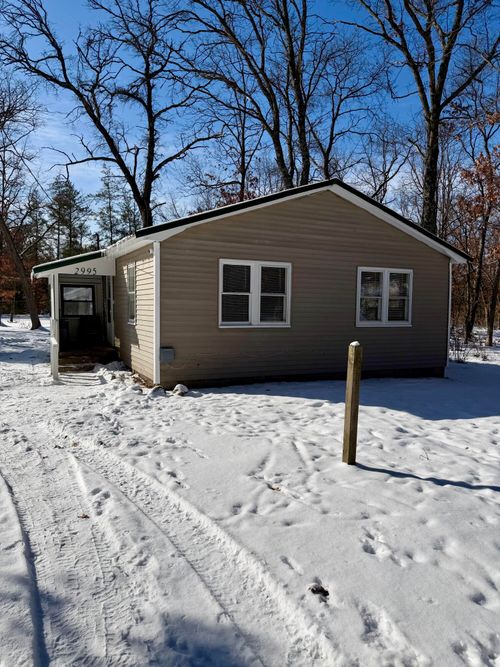 2995 W Byron St, Baldwin, MI, 49304-7858 | Card Image