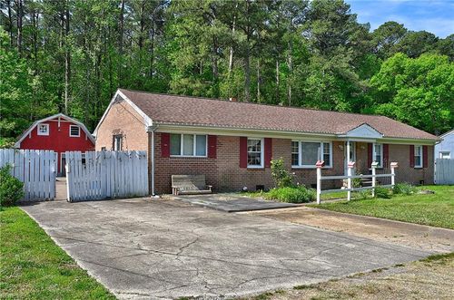 604 Fife St, Chesapeake, VA, 23321 | Card Image