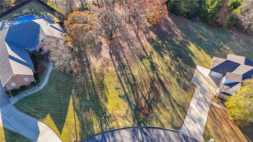 225 Hillview Cv, Russellville, AR, 72802-8811 | Card Image