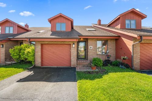 145 Plum Creek Dr, Schererville, IN, 46375-1117 | Card Image