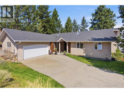 1937 Skeena Dr, Kamloops, BC, V2E2P3 | Card Image