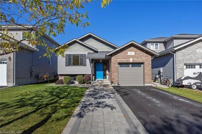 202 Macdougall Dr, House other with 3 bedrooms, 2 bathrooms and 3 parking in Amherstview ON | Image 3