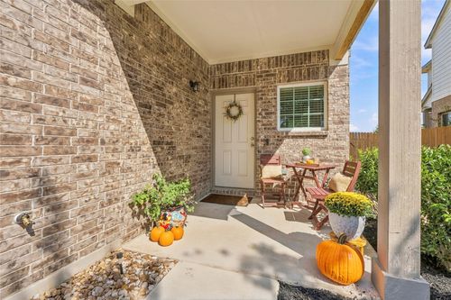 521 White Steppe Way, Georgetown, TX, 78626-2853 | Card Image
