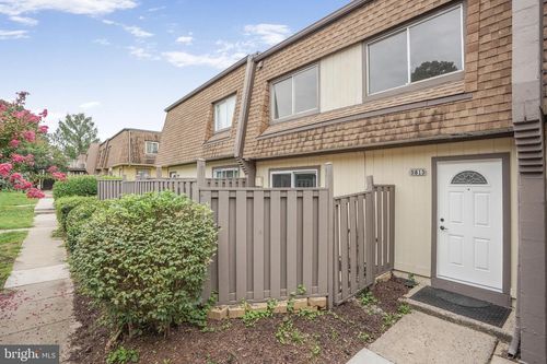 13d-3813 Needles Pl, ALEXANDRIA, VA, 22309-1433 | Card Image