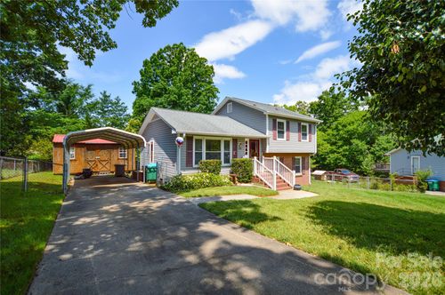 518 Vinecrest Dr, Matthews, NC, 28105-5793 | Card Image