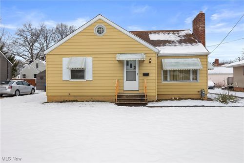 25950 Bagley Rd, Olmsted Falls, OH, 44138-1922 | Card Image