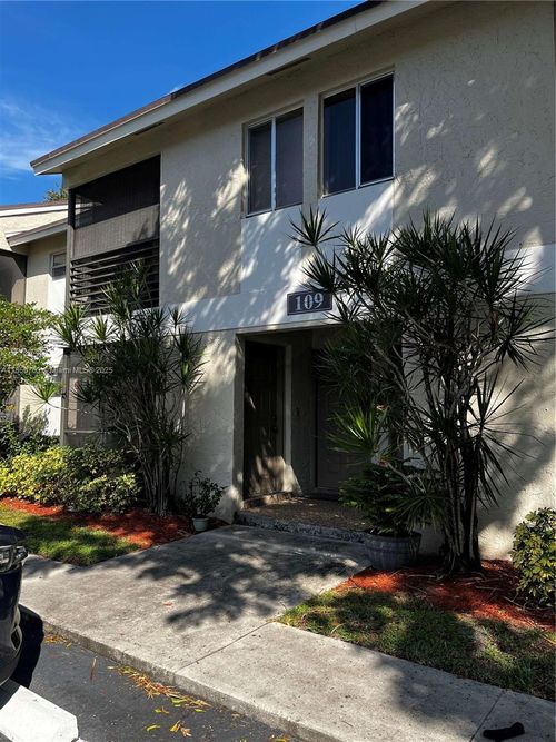 apt-103-109 Gardens Dr, Pompano Beach, FL, 33069-0919 | Card Image