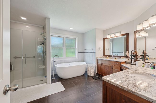 1477 Langdon Pl, House other with 6 bedrooms, 3 bathrooms and null parking in Eden Prairie MN | Image 35