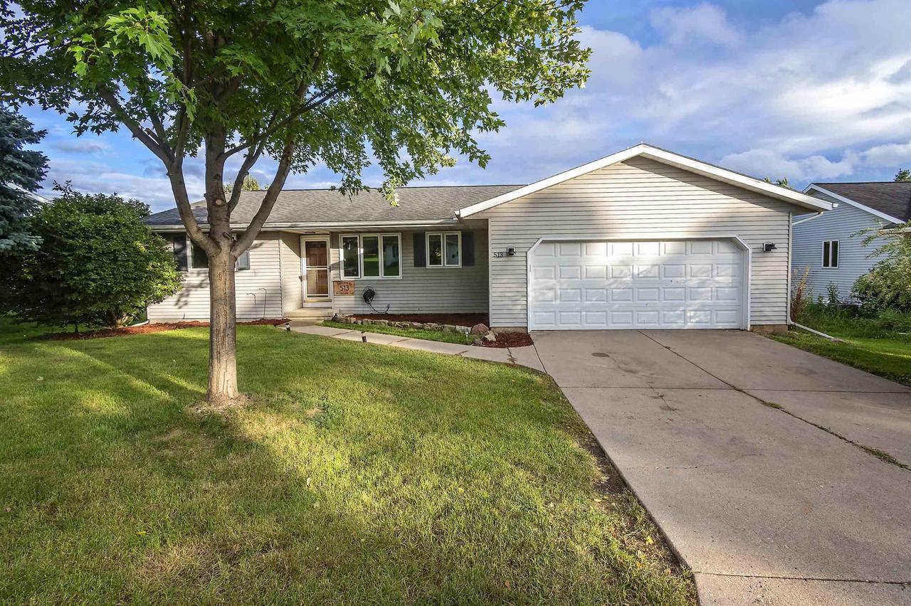 Mohawk Trl, Deforest, WI 53532