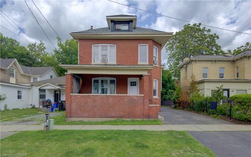 5 Fleet St, Brantford, ON, N3T3S8 | Card Image