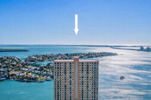 405-4900 Brittany Dr S, ST PETERSBURG, FL, 33715-1642 | Card Image