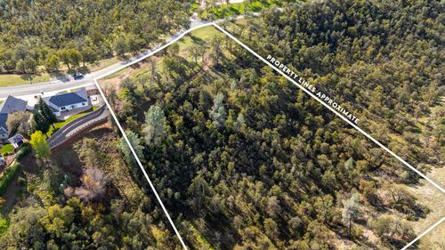 000 Weseman Rd, Redding, CA, 96001 | Card Image