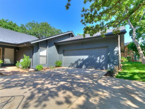 1921 Chaparral Ln, Edmond, OK, 73013-6637 | Card Image