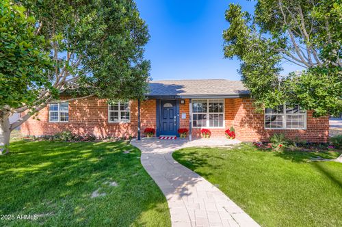 2548 E Turney Ave, Phoenix, AZ, 85016-5617 | Card Image