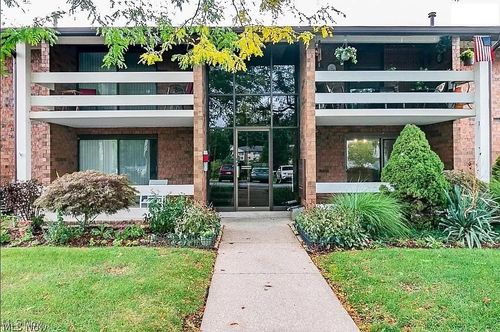 apt-22-1263 Lost Nation Rd, Willoughby, OH, 44094-7368 | Card Image