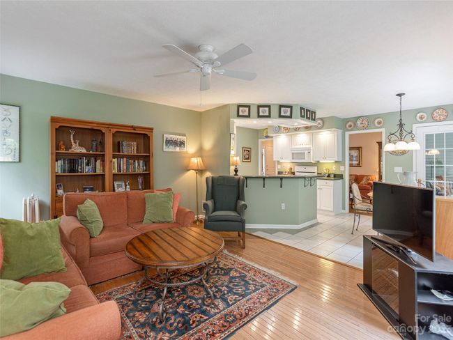 7 Pebble Beach Ct, House other with 3 bedrooms, 2 bathrooms and null parking in Etowah NC | Image 17