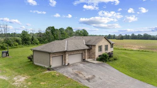 3414 Wilton Rd, Harrowsmith, ON, K0H1V0 | Card Image