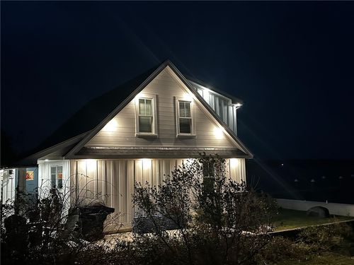 395 Park Ave, Portsmouth, RI, 02871-4904 | Card Image