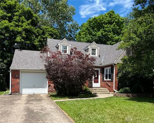 300 S Broadmoor Blvd, Springfield, OH, 45504-1134 | Card Image