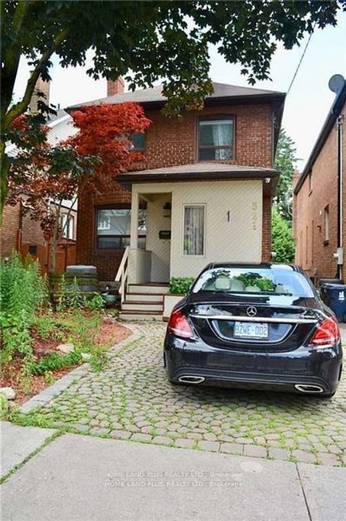 521 Hillsdale Ave E, Toronto, ON, M4S1V1 | Card Image