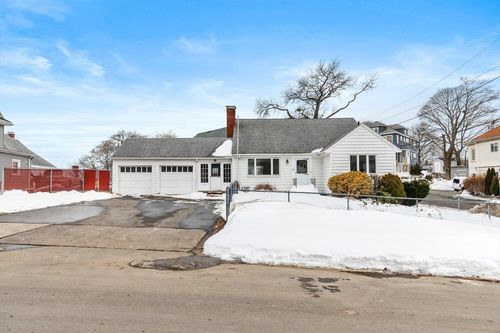 15 Nichols Avenue, Lynn, MA, 01902 | Card Image