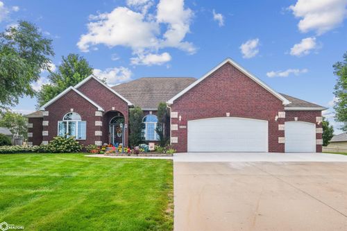 2408 S 7th Ave, Marshalltown, IA, 50158-9112 | Card Image