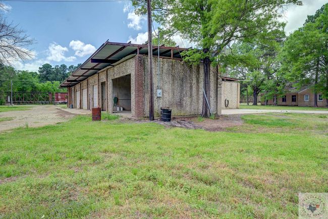 1605 E Avenue A, Home with 0 bedrooms, 0 bathrooms and null parking in Hooks TX | Image 11