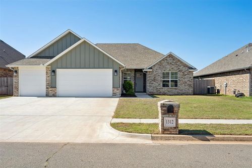 1312 Monterey Dr, Norman, OK, 73072-2026 | Card Image