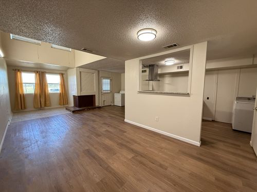 apt-1305-9696 Walnut St, Dallas, TX, 75243-2335 | Card Image