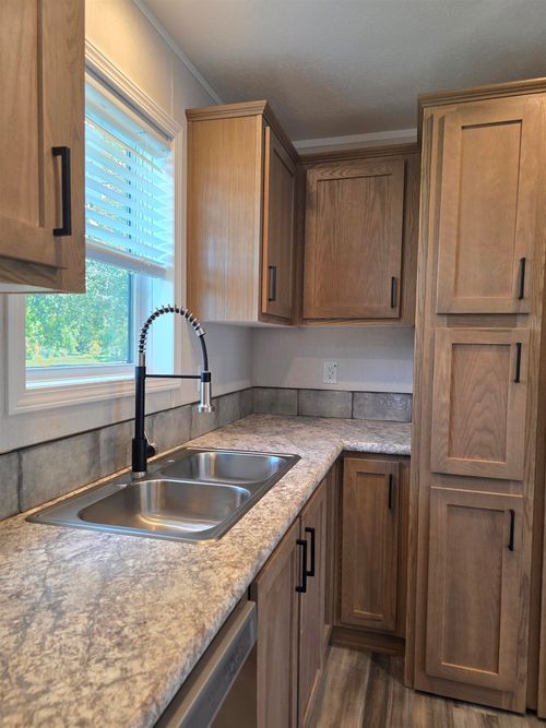 5 Bartlett Lane, Epsom, NH, 03234 | Card Image