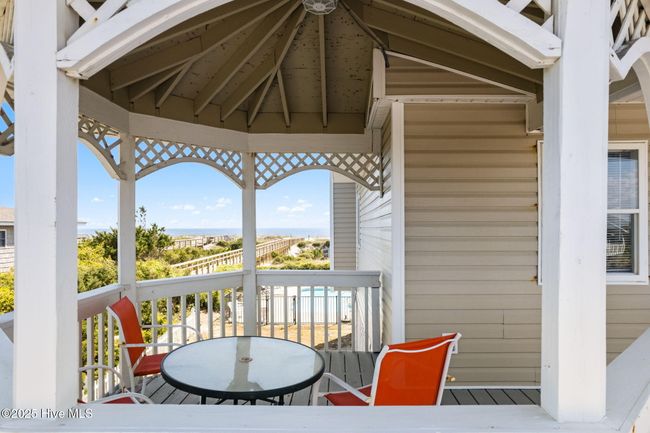 601 Caswell Beach Rd, House other with 6 bedrooms, 4 bathrooms and null parking in Caswell Beach NC | Image 5