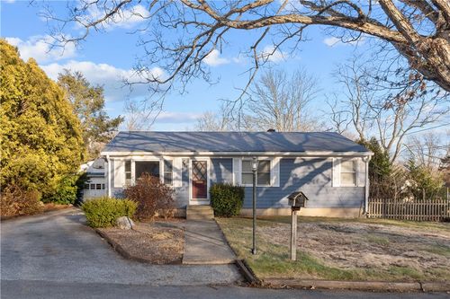 159 Old County Rd, Smithfield, RI, 02917-2909 | Card Image