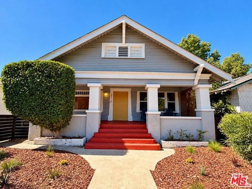 3871 S Hobart Blvd, Los Angeles, CA, 90004 | Card Image