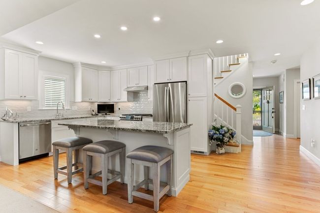 51 Cottage Ln, House other with 3 bedrooms, 4 bathrooms and 3 parking in Mashpee MA | Image 7