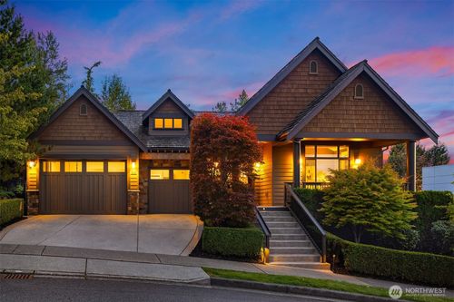 3493 Ne Harrison St, Issaquah, WA, 98029-3688 | Card Image