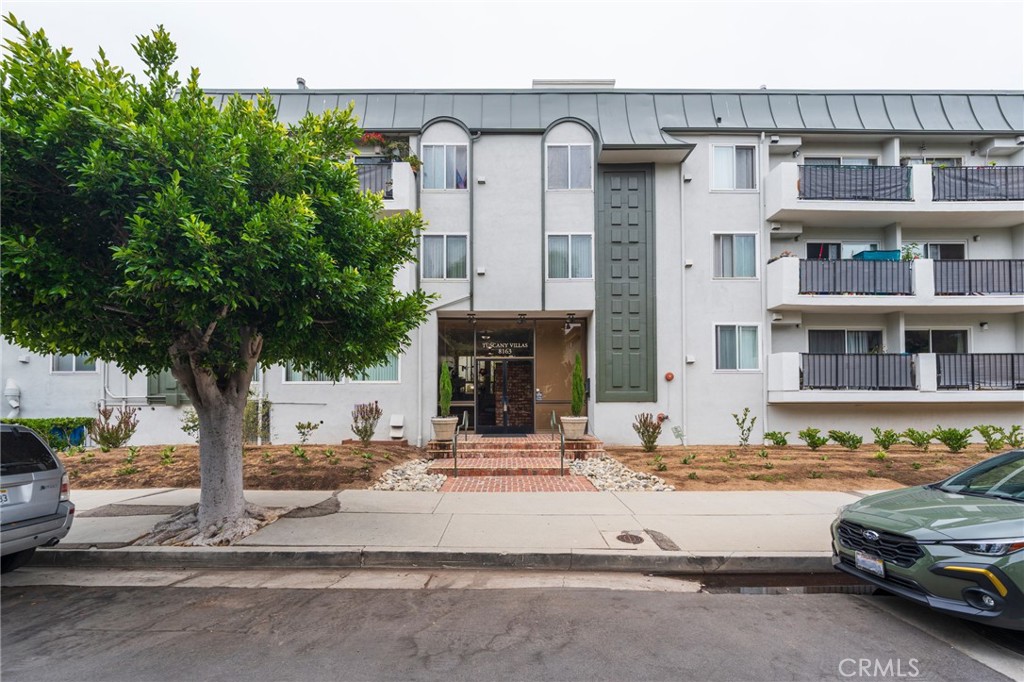 Residential in Playa Del Rey