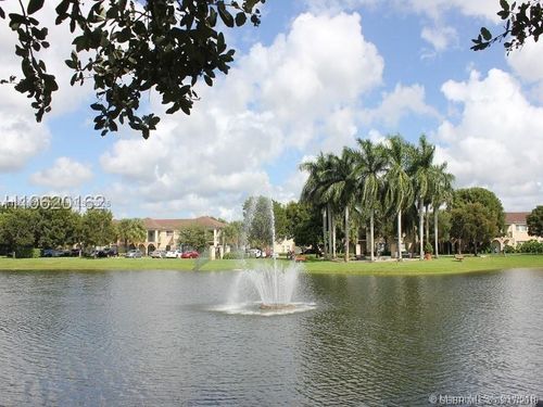 apt-303-2520 Centergate Dr, Miramar, FL, 33025-7244 | Card Image