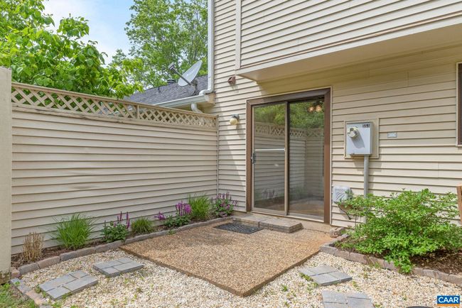 553 Millstone Ct, Condo with 2 bedrooms, 2 bathrooms and null parking in CHARLOTTESVILLE VA | Image 23