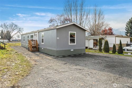 653 W 9th Ave, Colville, WA, 99114-2058 | Card Image