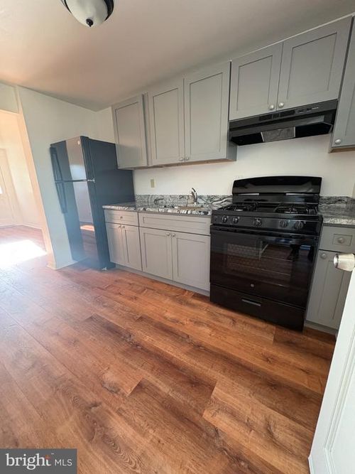 a-71 S Evergreen Avenue, WOODBURY, NJ, 08096 | Card Image