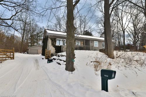1532 Mineral Springs Rd, Dundas, ON, L9H5E3 | Card Image