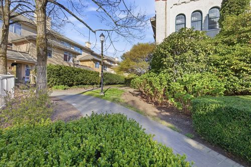 20-3428 Adanac St, Vancouver, BC, V5K5H5 | Card Image