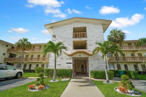 303-16750 Ne 14th Avenue, Miami, FL, 33162 | Card Image