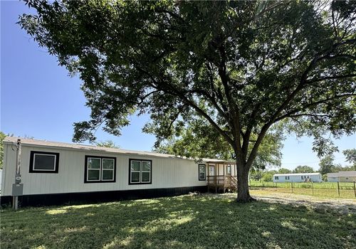 404 E Collins St, Bremond, TX, 76629 | Card Image