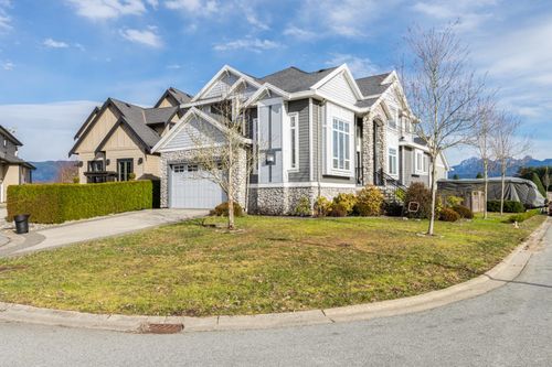 12493 Davenport Dr, Maple Ridge, BC, V2X8X2 | Card Image