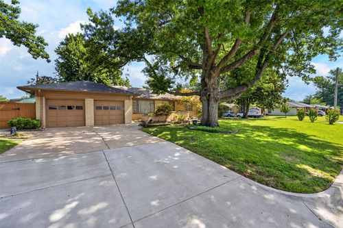 4613 E 27th Street, Tulsa, OK, 74114 | Card Image