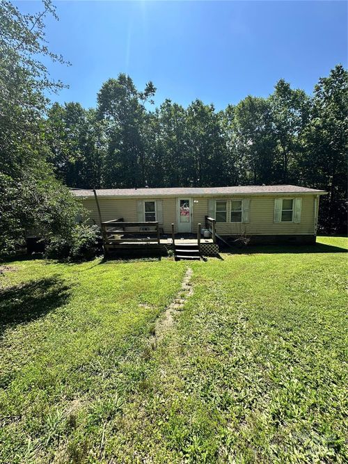 194 Wild Plum Ln, Blacksburg, SC, 29702-9428 | Card Image