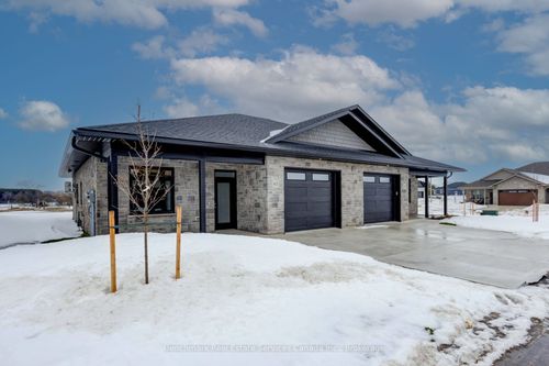 63 Cavalier Crescent, Huron-Kinloss, ON, N0G2R0 | Card Image