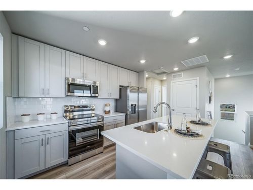 12557 E 101st Dr, Commerce City, CO, 80022 | Card Image